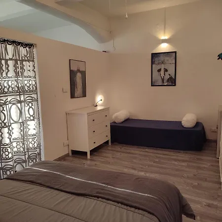 Controvento Apartment *